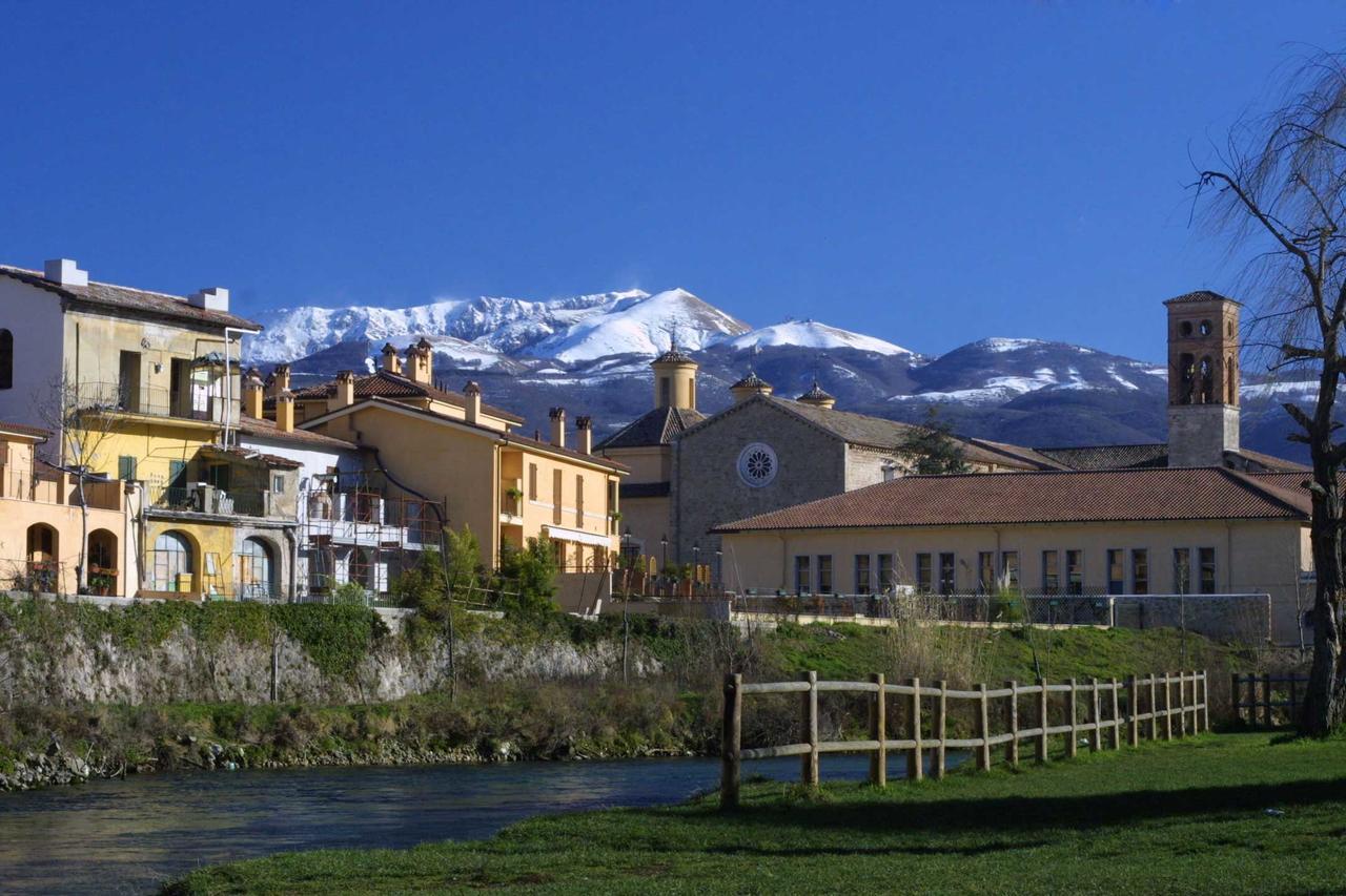 Acque Del Velino B&B リエーティ エクステリア 写真